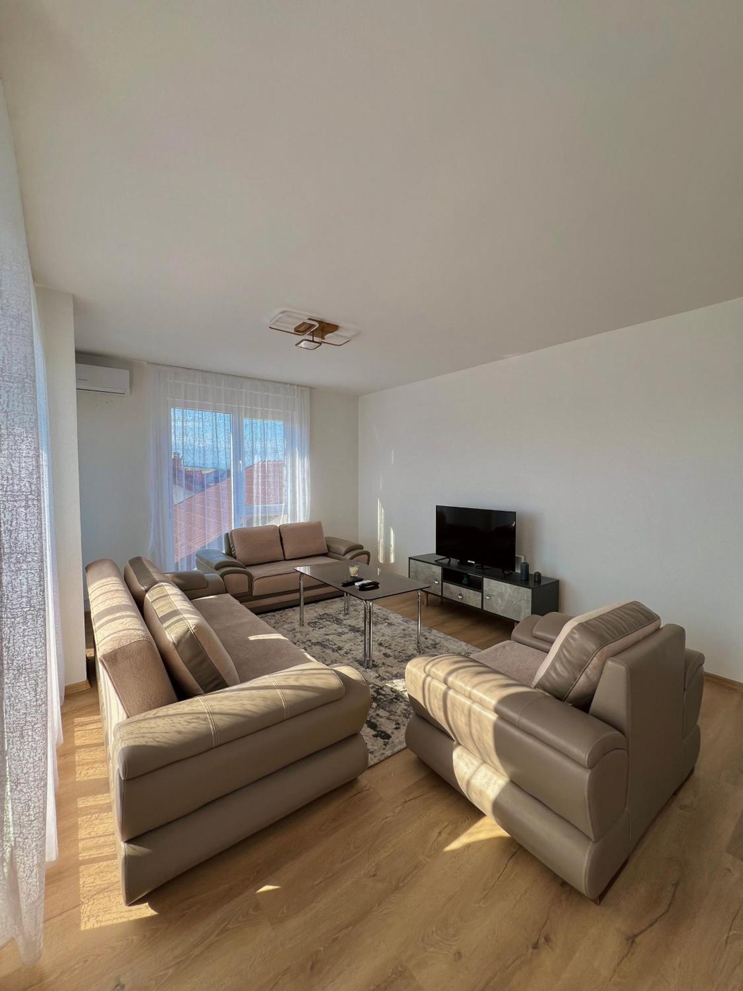 Holiday Apartments Gjakova Room photo